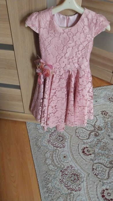 Платье для девочки 6-7 лет
