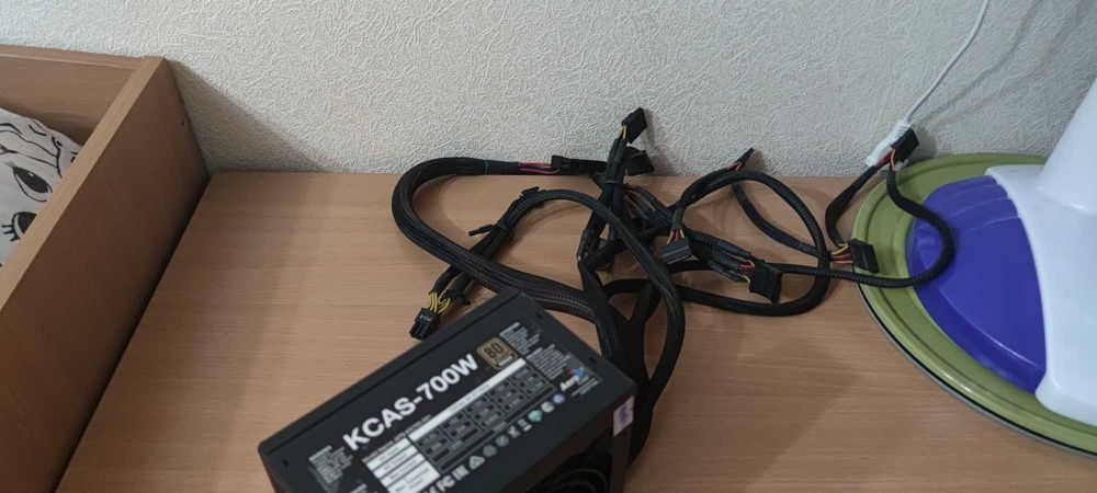 Продам блок пит. для пк KCAS-700W