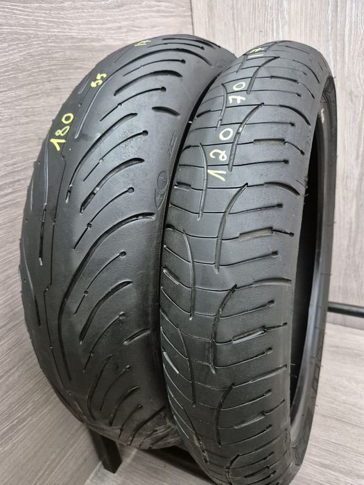 Set anvelope moto 120 70 17 cu 180 55 17 Michelin Road 4