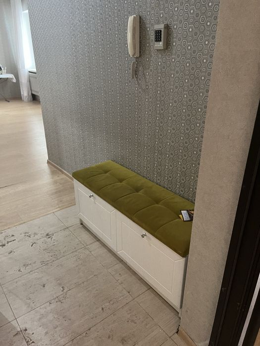 Прдам прихожку б/у