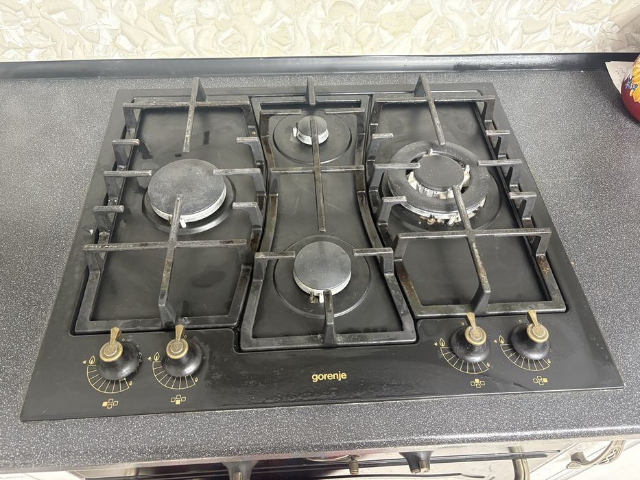 Продам газ плиты встроенный
