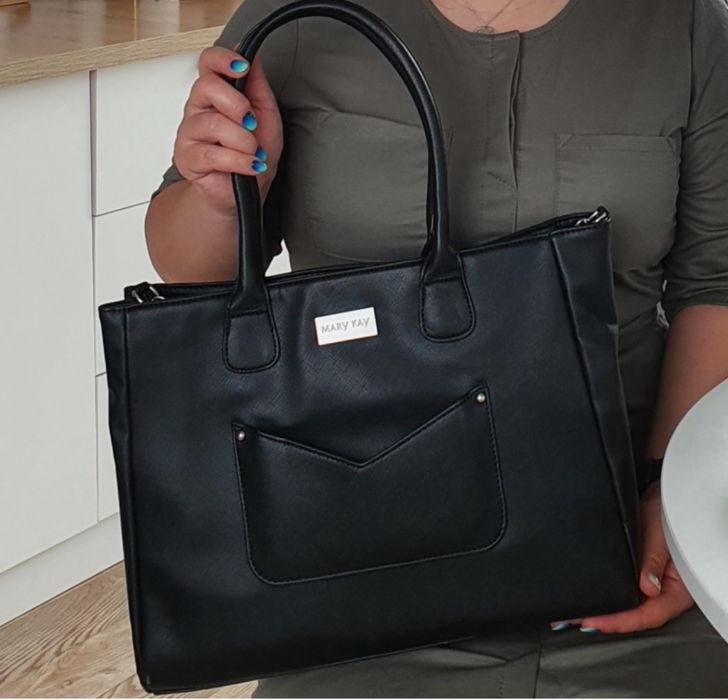 Сумка-тоут от бренда Mary Kay