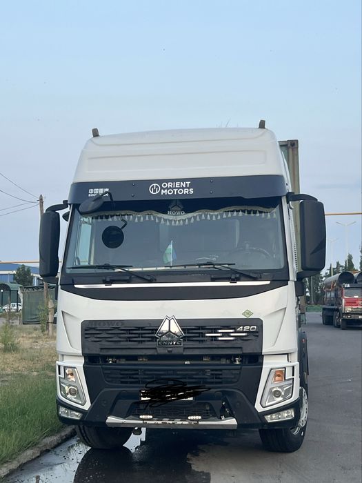 HOWO V7  2022 +прицеп Schmitz 2001