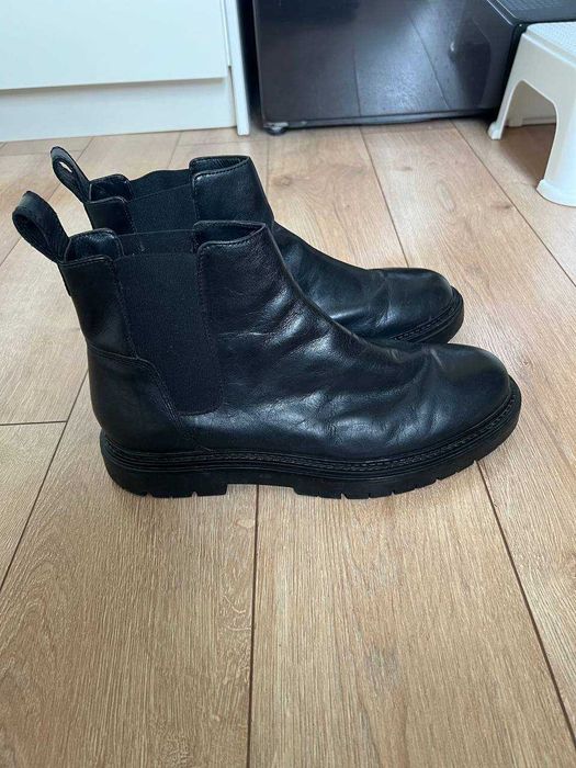 Кожаные ботинки ZARA