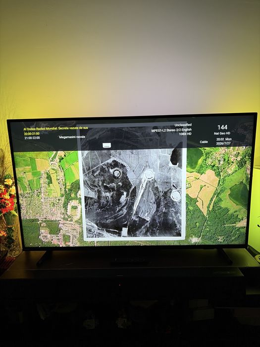 TV Philips Ambilight 108cm