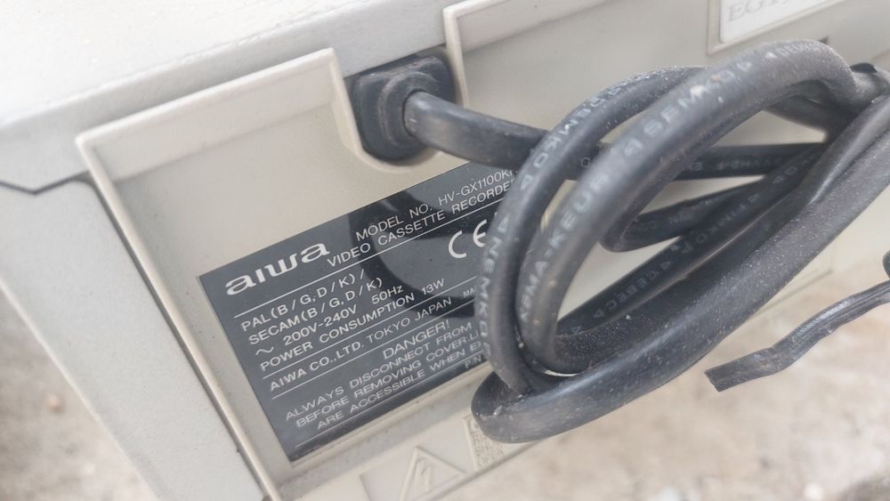 Видеомагнетофон aiwa