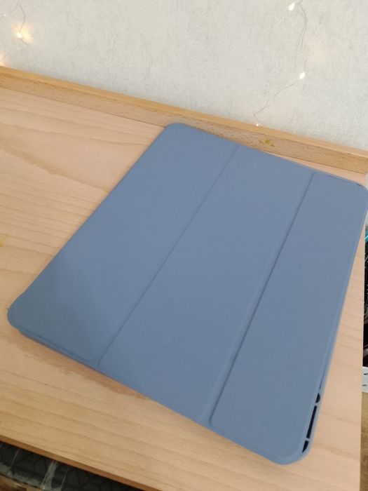 Продам чехол для Apple iPad Pro 13
