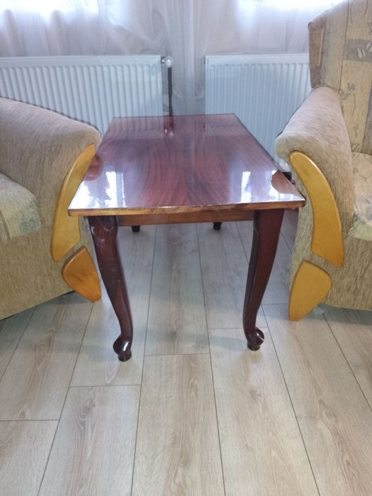 Vând măsuță pentru cafea