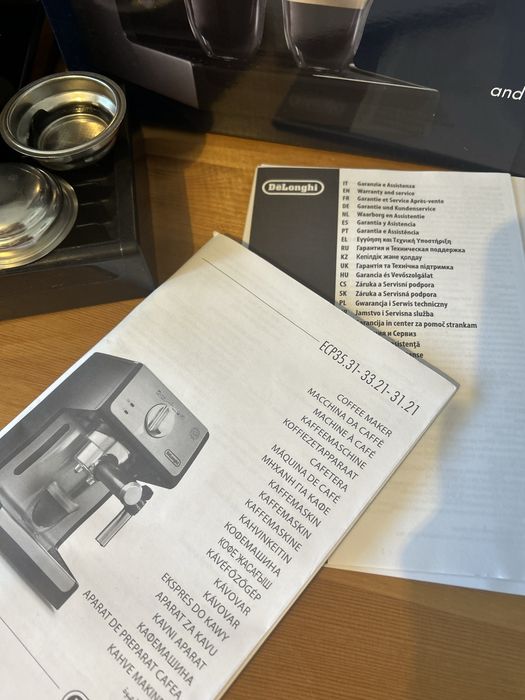 Kaфемашина Delonghi