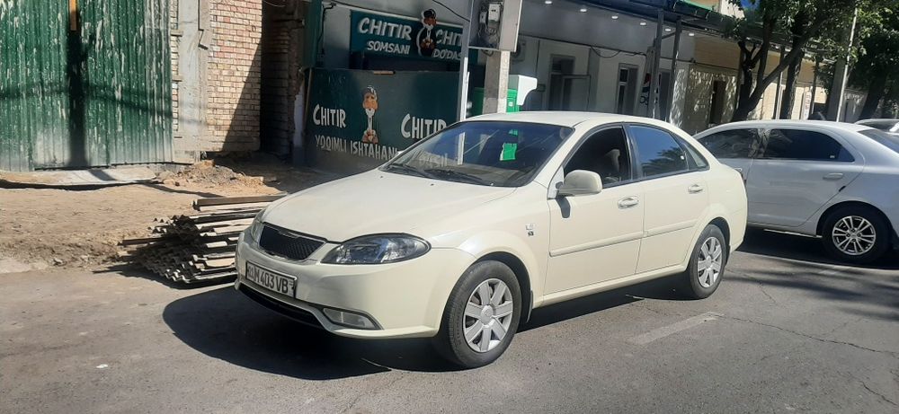 Chevrolet lacetti2