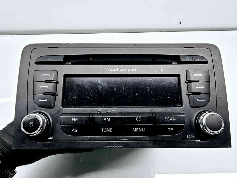 Radio CD Audi A3 Sportback (8PA) [Fabr 2004-2013] Facelift 8P0035186