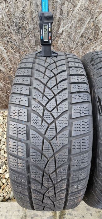 Anvelope Goodyear UltraGrip Performance RSC RunFlat 205/60 R16 96H M+S