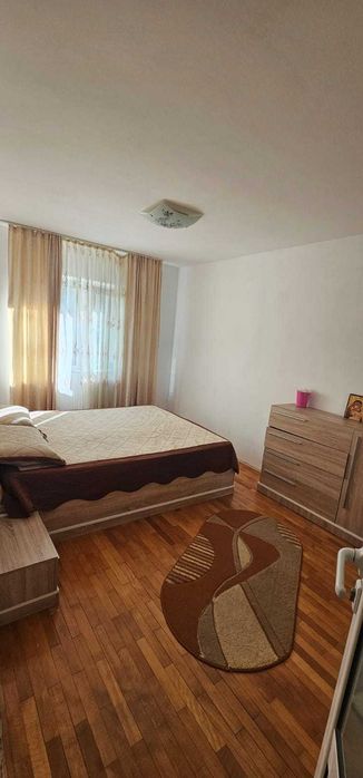 Apartament cu 4 camere