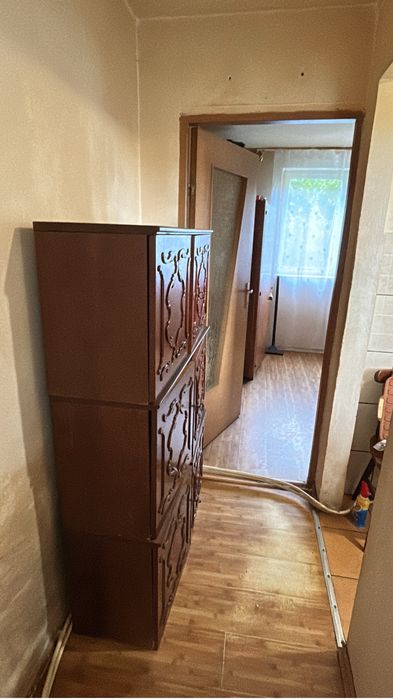 Apartament 2 camere,terasa,baie,bucatarie,debara,hol.