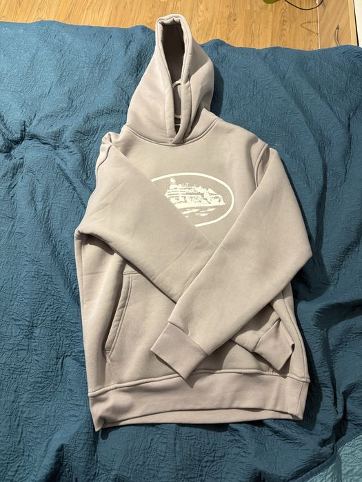 Продавам суитшърт на Corteiz