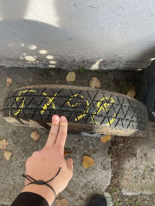 Резервни гуми (Патерици) за Септември VW