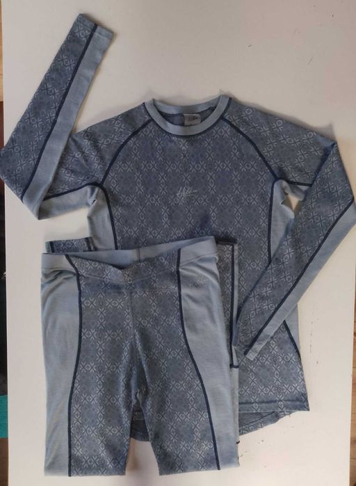 Комплект клин и блуза мерино вълна