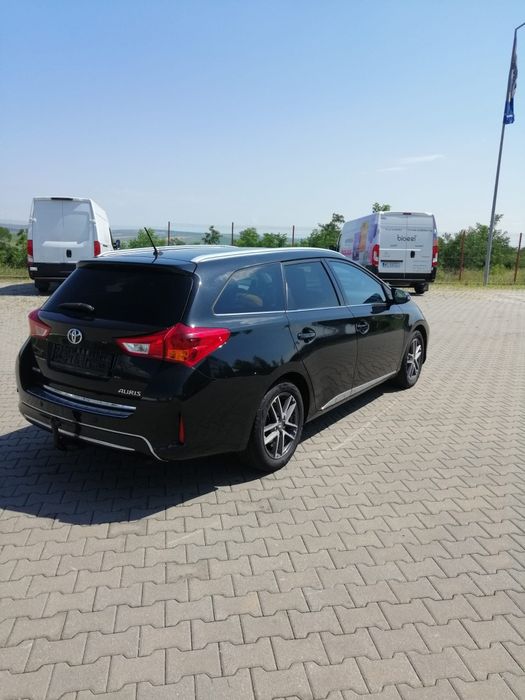 TOYOTA Auris 2013 — imagine 2