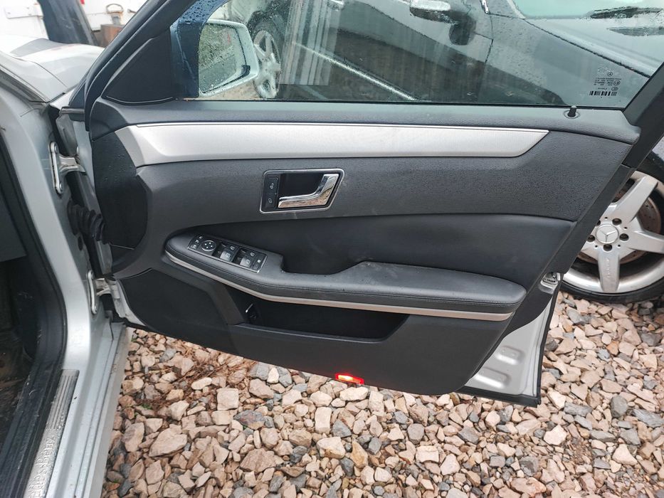 Салон от Мерцедес Е класа W212 седан