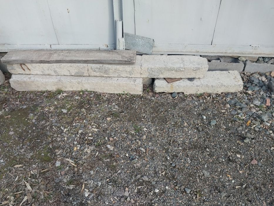 Перемычки  бетонные