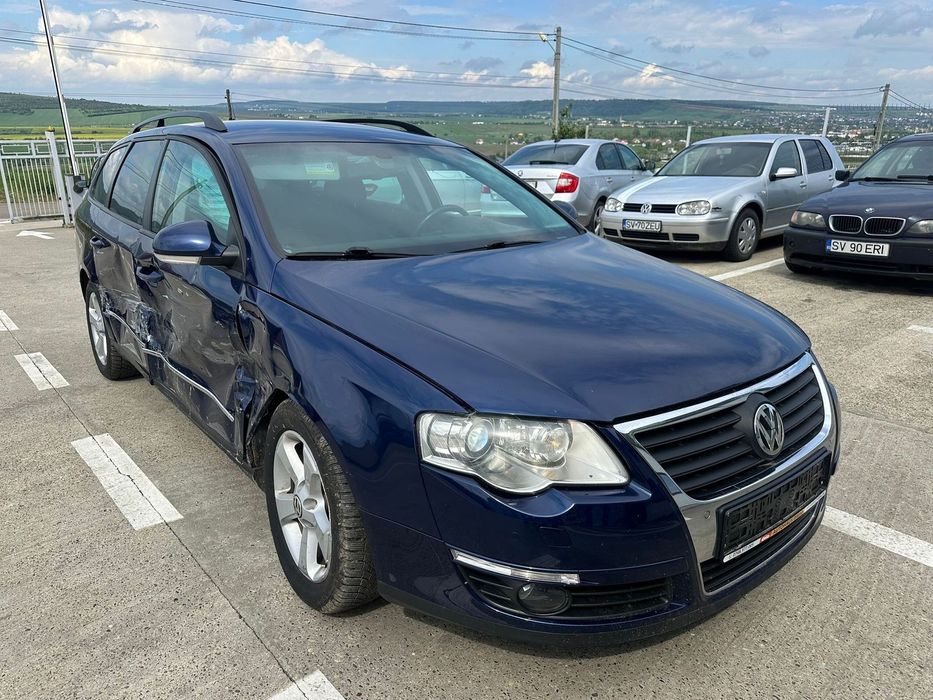Dezmembrez / Dezmembrari / Piese / Accesorii Vw passat b6 break 2.0 tdi cbab DSG xenon stanga