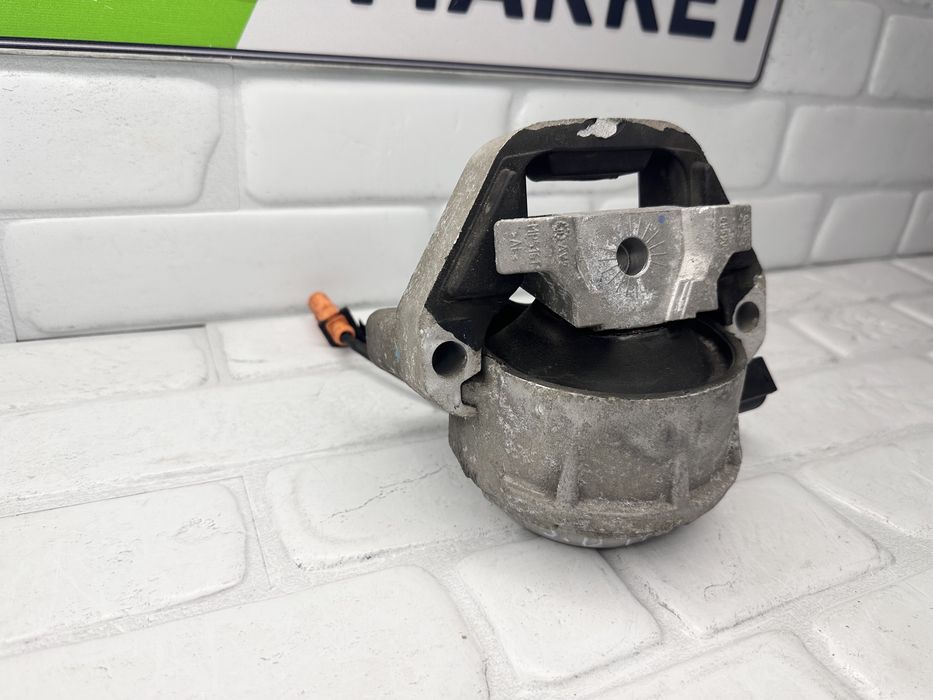 Десен тампон двигател AUDI A6 A7 4G 3.0TFSI