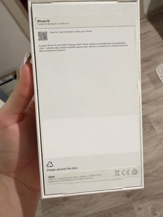 Продам айфон 16