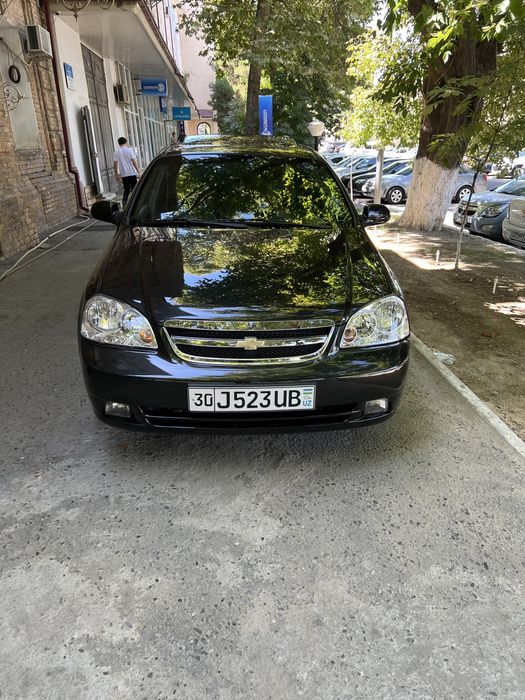 Продается автомобиль ласетти