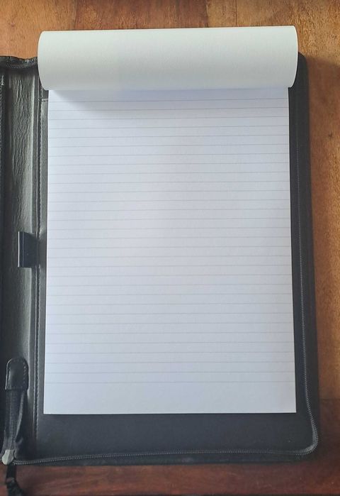 папка за документи естествена кожа черна с цип А4 внос от Италия