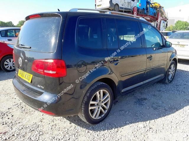 Dezmembrez Volkswagen Touran 1 [2th facelift] [2010 - 2015] Minivan 2.0 TDI MT (140 hp)