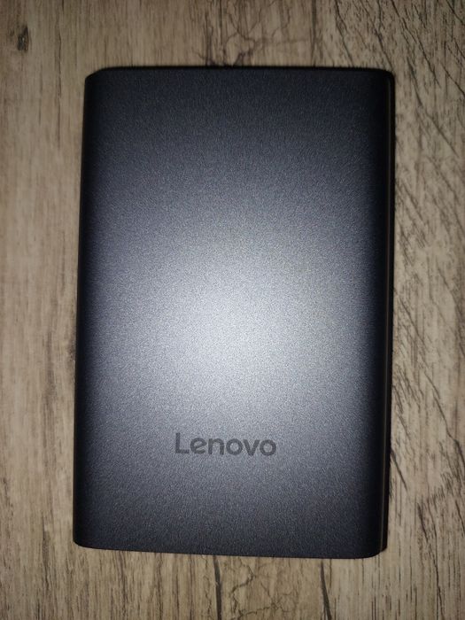 4 TB fleshka sotiladi yengi