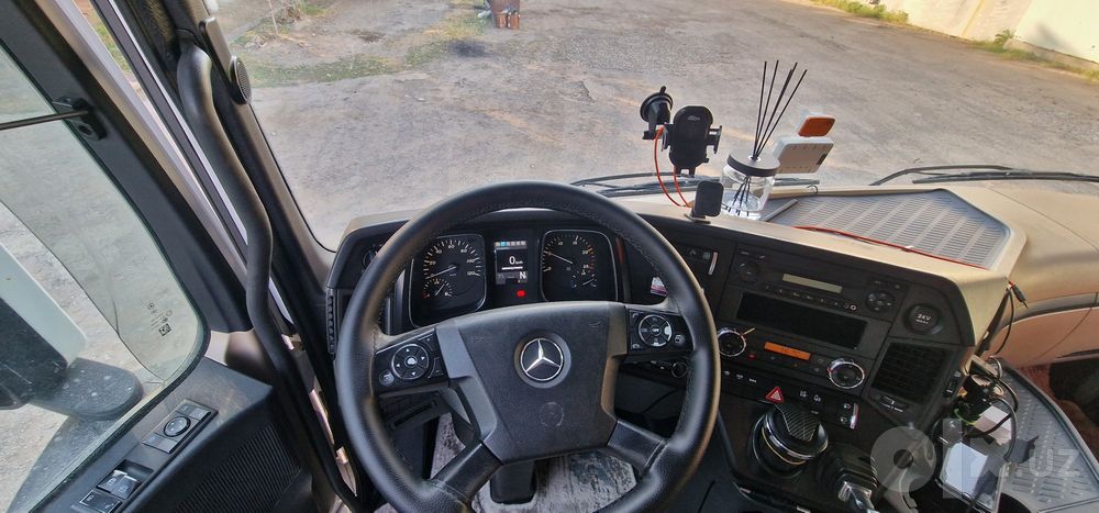 Продаётся MERCEDES BENZ 2014 SCHMITZ 2008