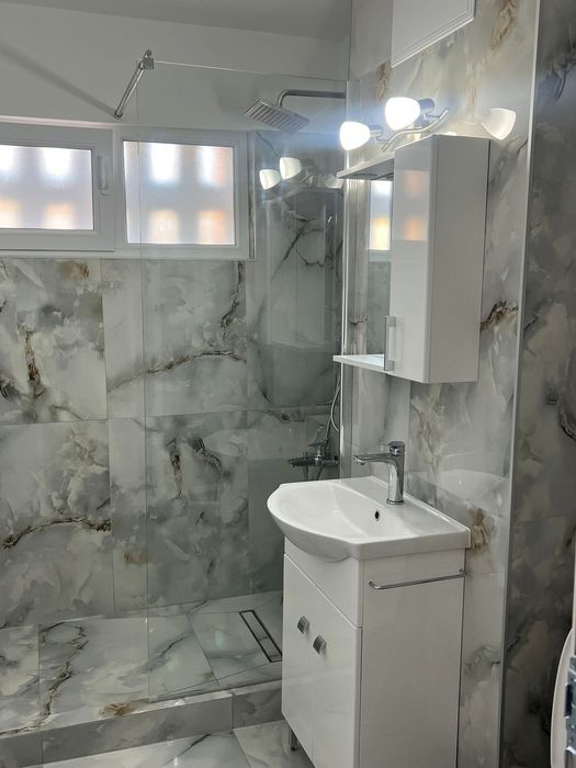 Închiriez apartament 2 camere