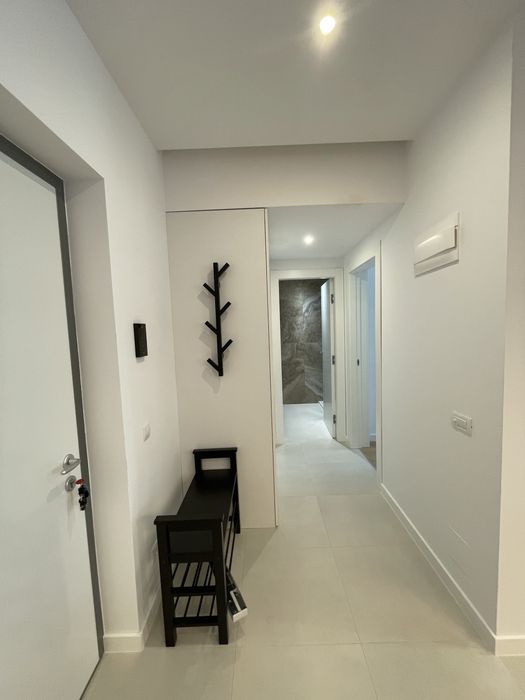 Inchiriez apartament 2 camere Nusco loc parcare subteran inclus