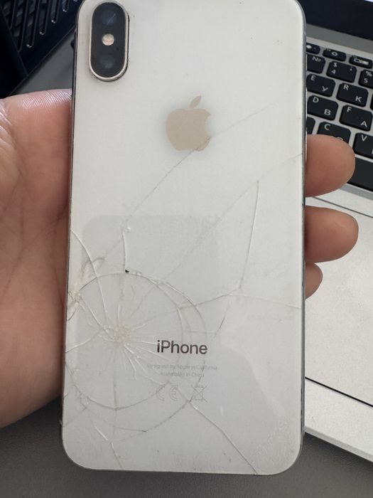 Продам айфон X 64 гб