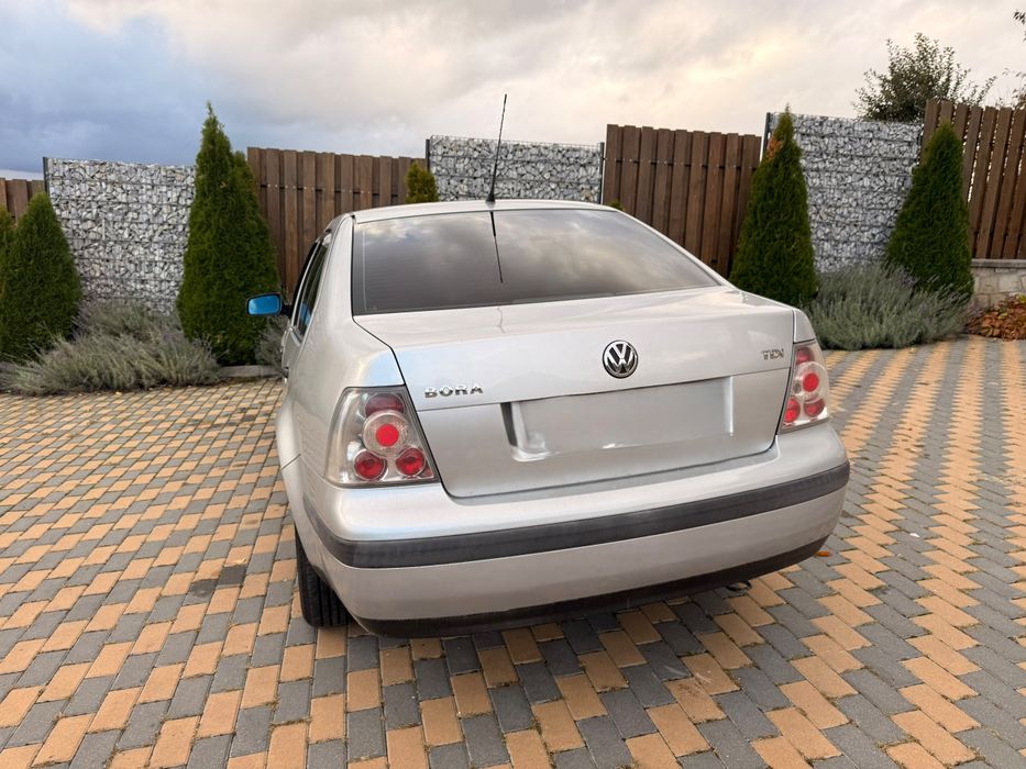 VOLKSWAGEN Bora 2003 — imagine 2