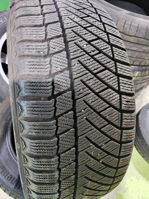 3 бр зимни 225/55/17 Continental