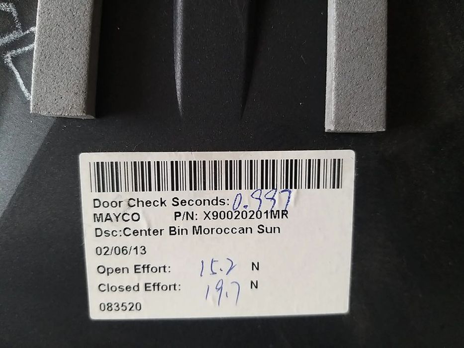Sertar bord jeep grand cherokee 4 wk wk2 x90020201mr