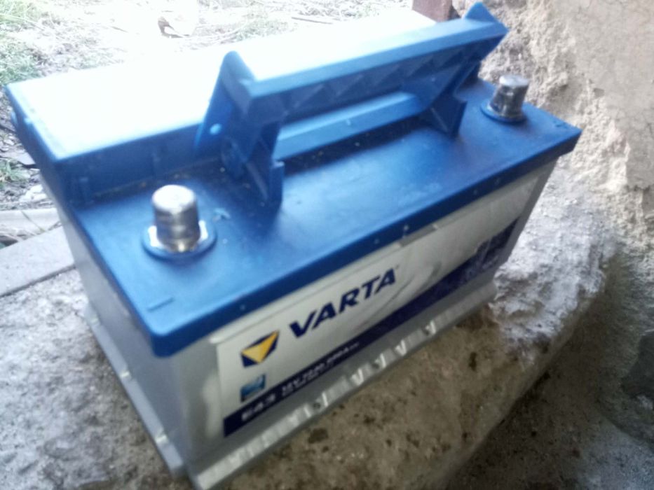 Перфектни Акумулатори VARTA и BANNER 75 ампера