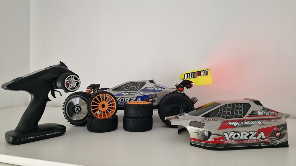 Automodel HPI Vorza Flux HP (brushless 1/8, 6S)