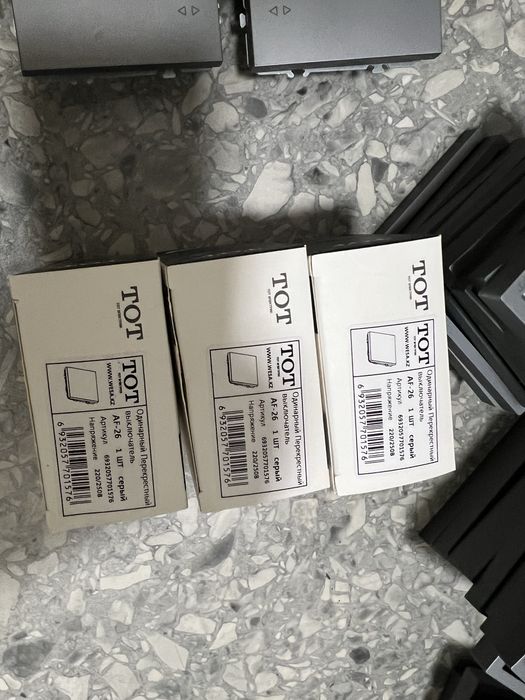 TOT выключатели, рамки и розетка