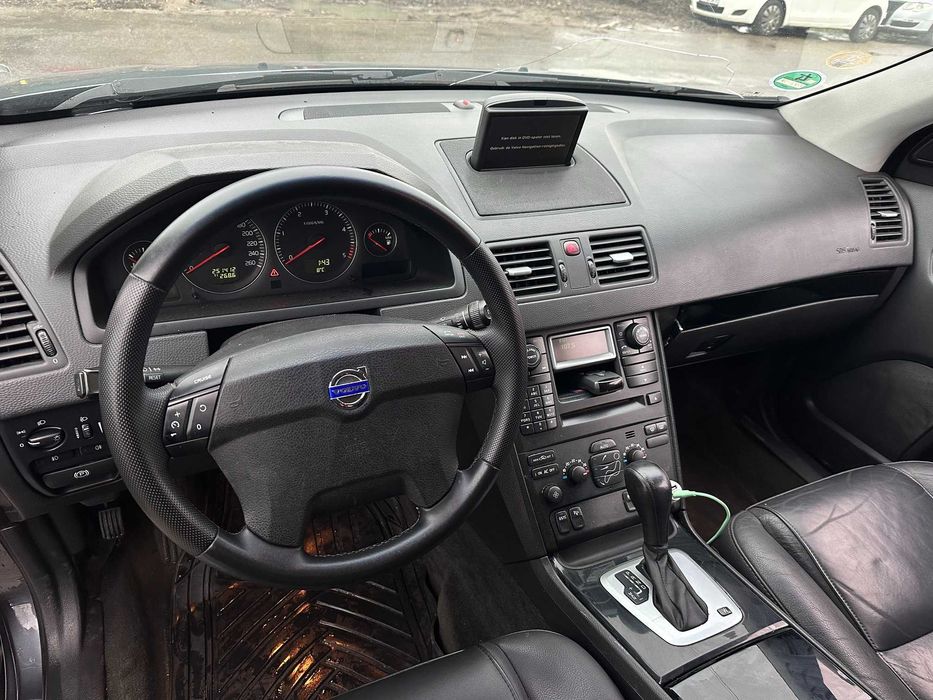 Volvo XC 90 2,4 D5 2006 7 locuri automat full accept variante !