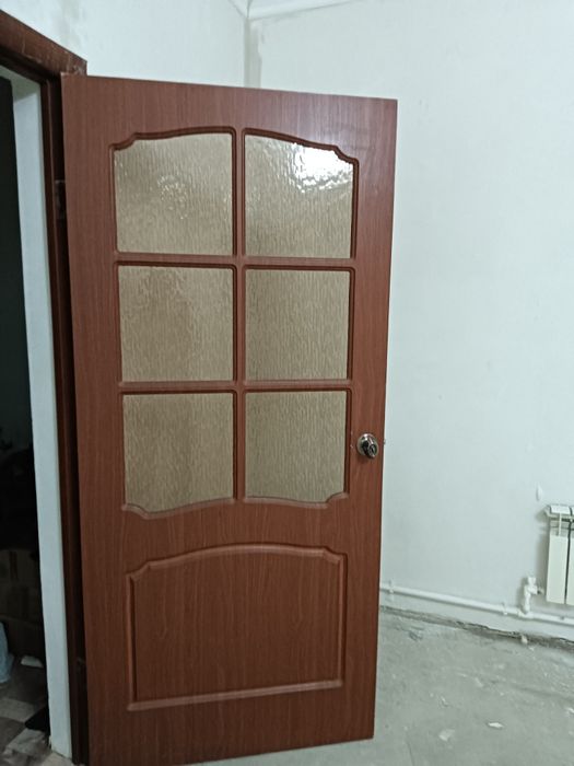 Продам межкомнатный дверь