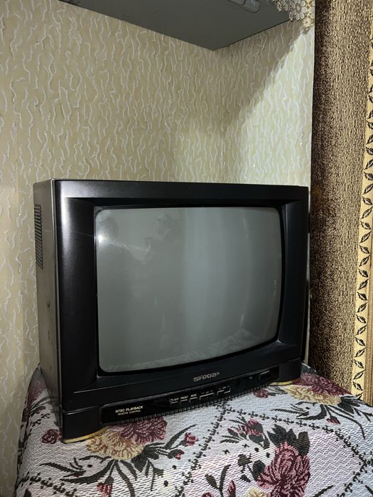 Телевизор на запчасти SHARP