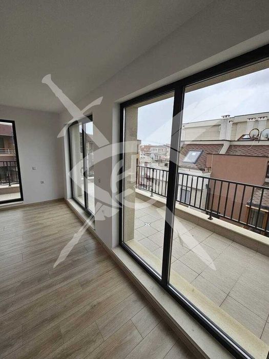 Продава се Тристаен апартамент в Поморие - 104 кв.м за 1202 €/кв.м - Снимка #11