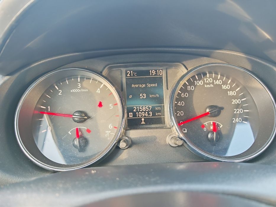 Nissan Qashqai 2012 ,1,5 deci...6200 €