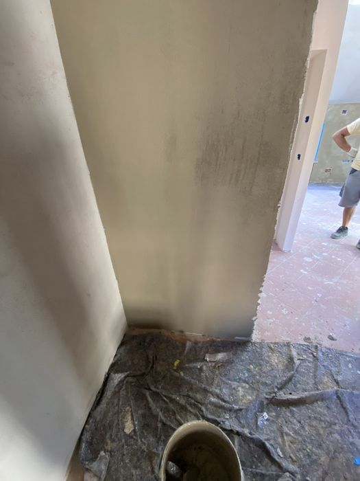 Finisaje si amenajari interioare/exterioare