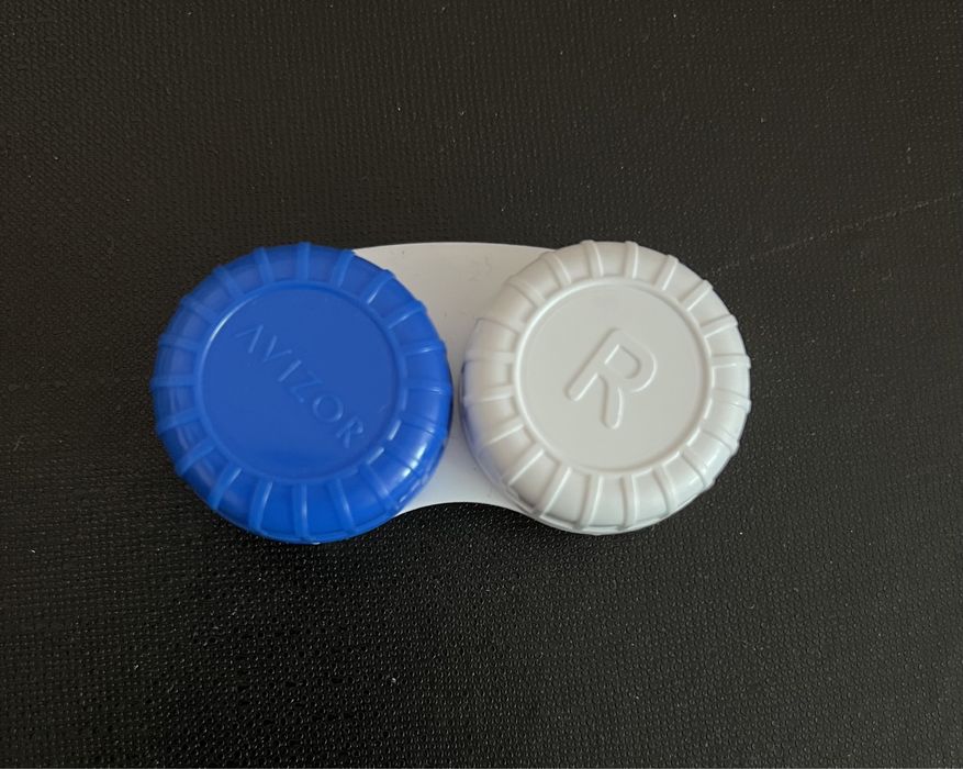 Продам контейнеры для линз