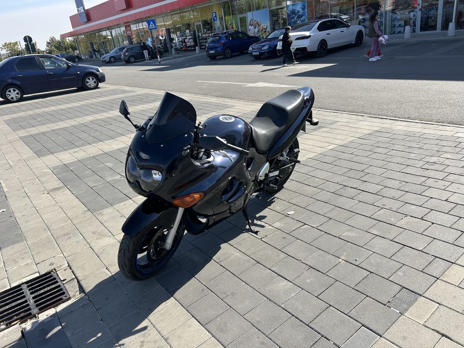 Vand Suzuki gsxf (katana) 600cc Limitat a2 legal   Accept Variante Auto