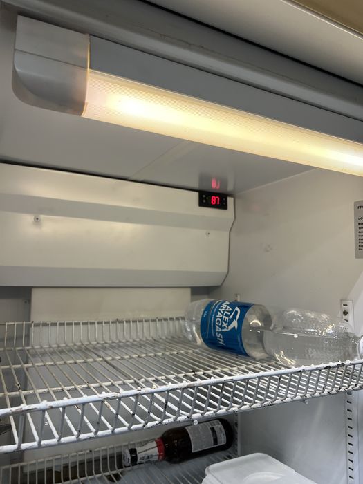 Продам холодильник